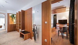Chiara & Emma Suite