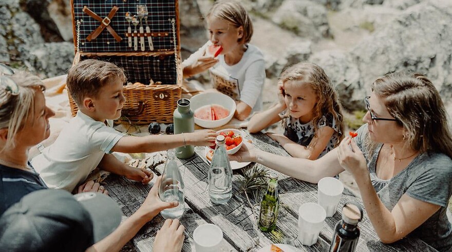 	 Family hit weeks: 50% for the kids